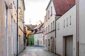 海角官网：极限挑战幕后花絮大神齐聚